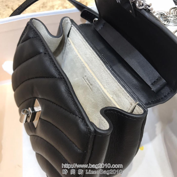 Chloe克洛伊 2018 最新一季春夏主打款 金屬圈手柄 mini號小豬包  ypk1015
